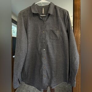 Kuhl Stylish Light Gray Button-Down Shirt for Men